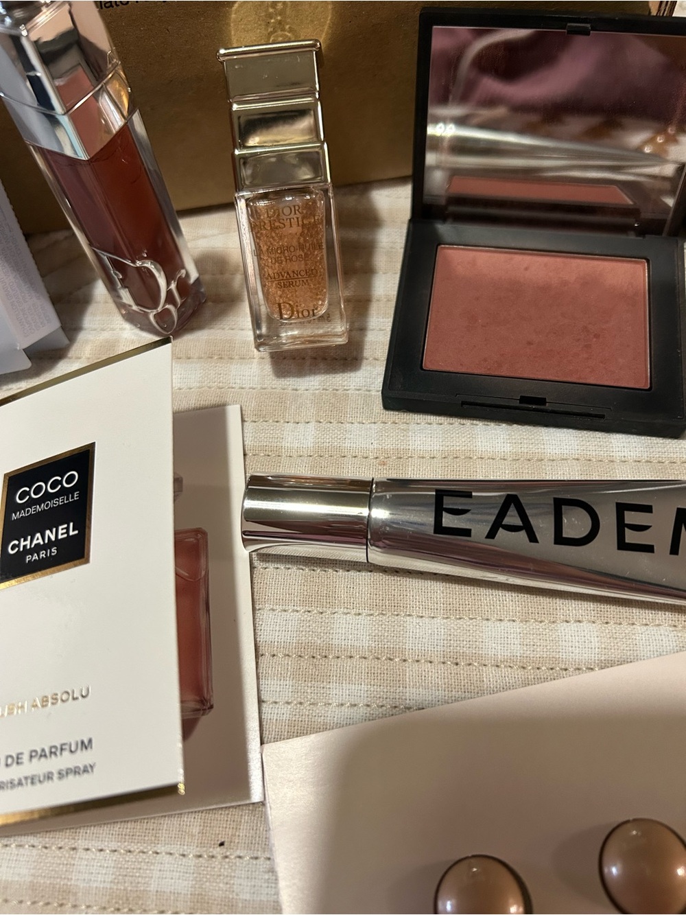 Makeup set - Picture 2 of 5